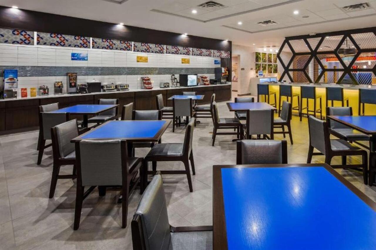 塔尔东66号线格洛贝斯特韦斯特酒店 卡图萨 外观 照片